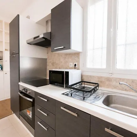 Very And Cozy 4p Apartment, Parc Monceau, 8th Arrondissement Appartement *